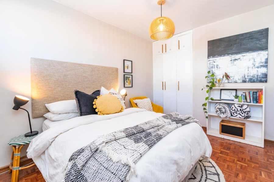 To Let 2 Bedroom Property for Rent in Green Point Western Cape